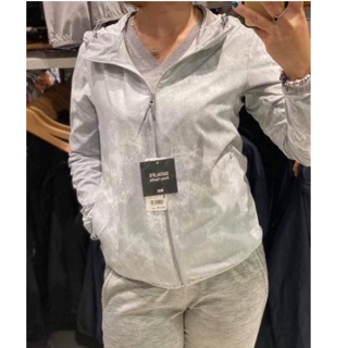 Áo gió nữ Uniqlo