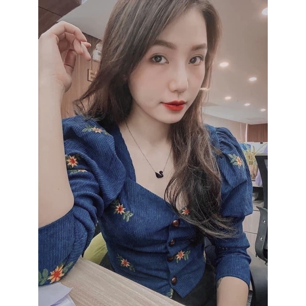 Áo Nhung điểm hoa