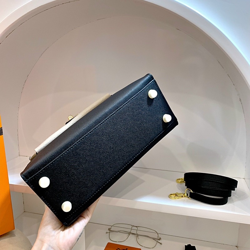 Túi xách QUẢNG CHÂU CAO CẤP Hơi Mệt