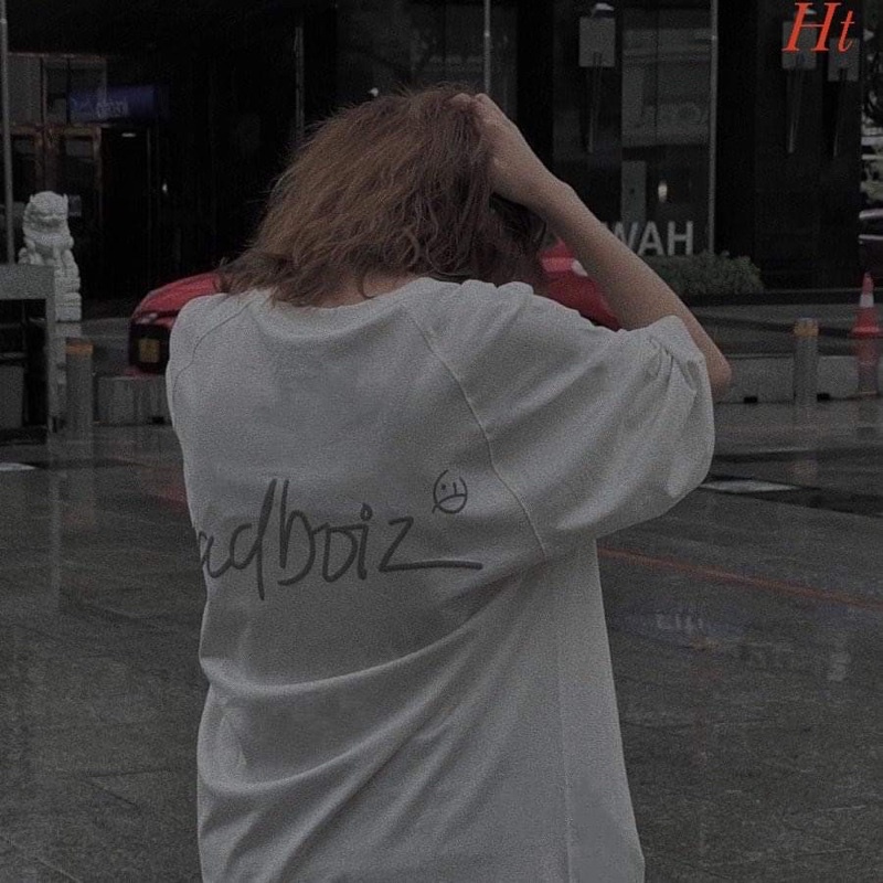 Áo phông Sad chữ nghiêng H2A866