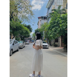 Váy trắng khoét eo baby