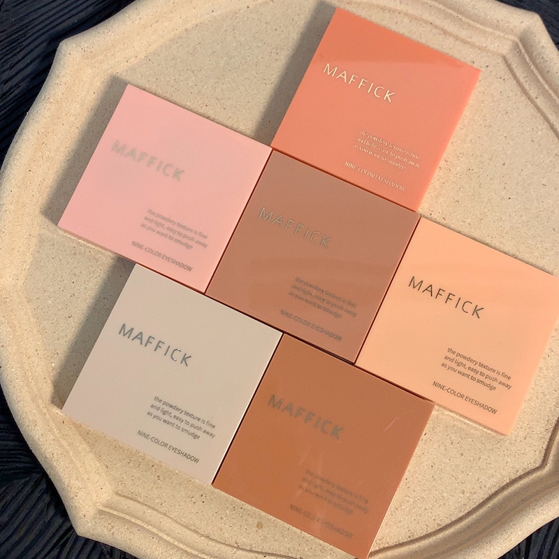 Bảng Phấn Mắt MAFFICK 9 Màu Lấp Lánh Nhung Mịn Dễ Sử Dụng | BigBuy360 - bigbuy360.vn