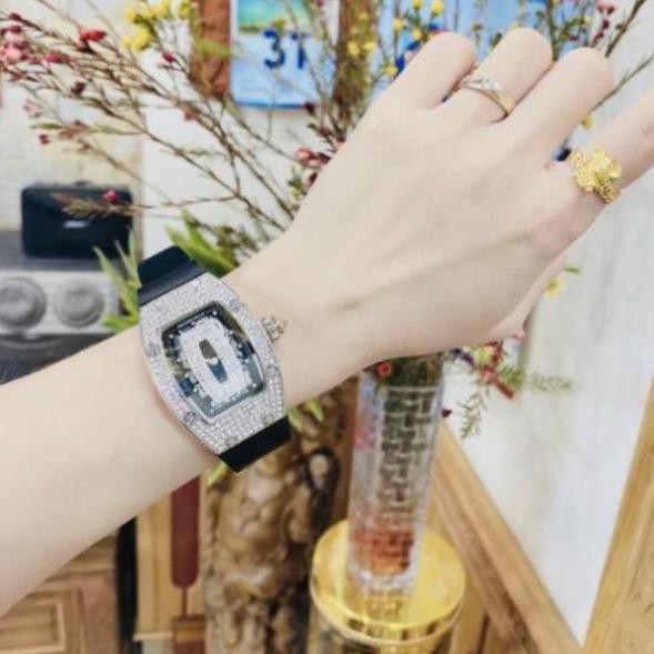Đồng hồ nữ Richard mille dây silicon full đá sang trọng, hàng full box thẻ bảo hành 12 tháng.