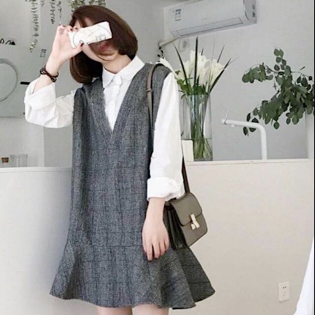 Đầm kẻ xám phối trắng (kèm hình thật)