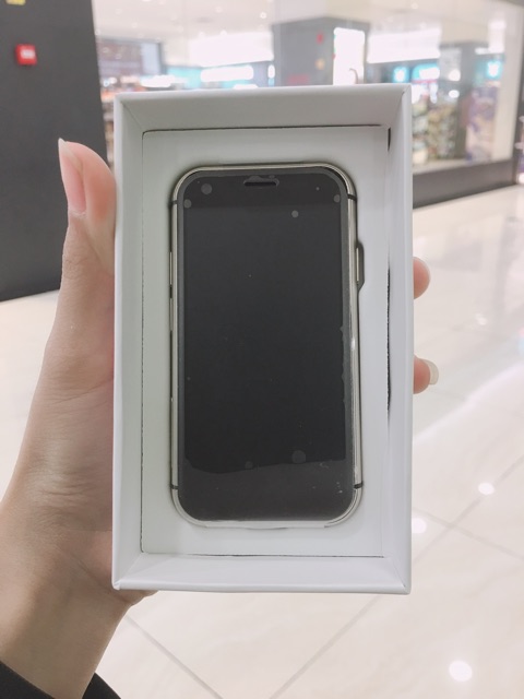 Máy điện thoại cảm ứng full màn hình