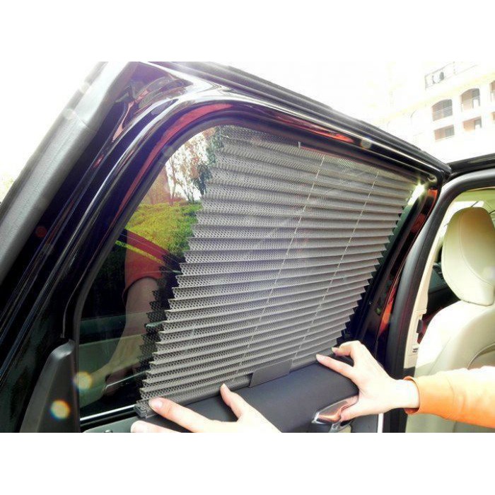 Một tấm rèm che nắng kéo dãn lên xuống theo cửa kính Xe hơi, Ô tô