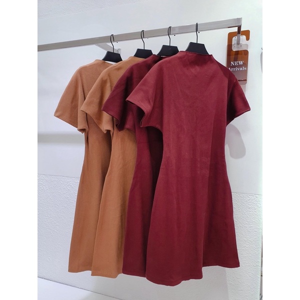 Đầm thun gân cotton đứng dáng cổ cao vừa AfterBefore