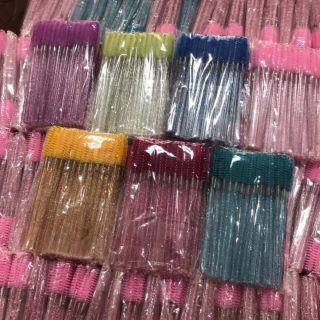 Chổi chải mi kim tuyến