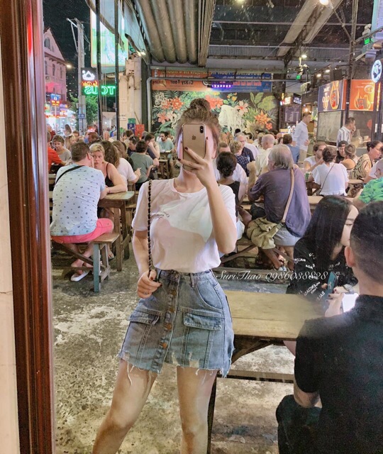 Chân váy ngắn có quần