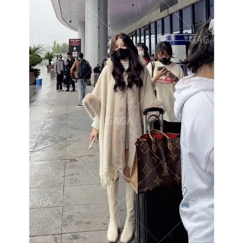 Áo Choàng Len Barcelona Áo Choàng Len 2021 11.3 | BigBuy360 - bigbuy360.vn