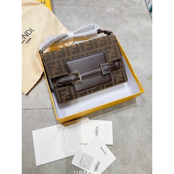 túi fendi size 22cm | BigBuy360 - bigbuy360.vn