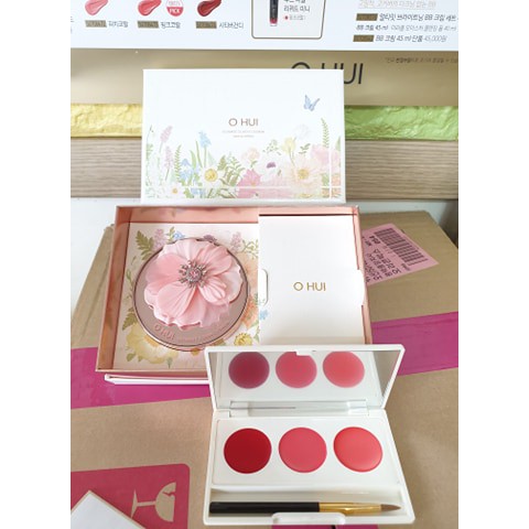 PHẤN NƯỚC OHUI LIMITED - PHIÊN BẢN HOA MÙA XUÂN | BigBuy360 - bigbuy360.vn