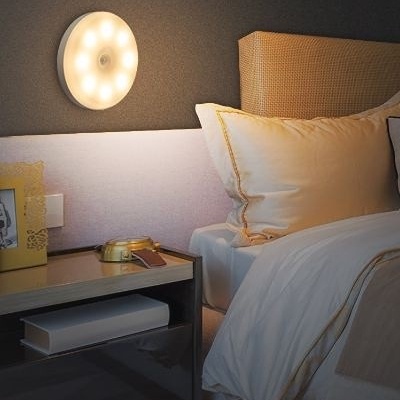 Đèn LED Không Dây Cảm Biến Hồng Ngoại Thông Minh Hình Tròn Có Công Tắc Không Cần Công Tắc