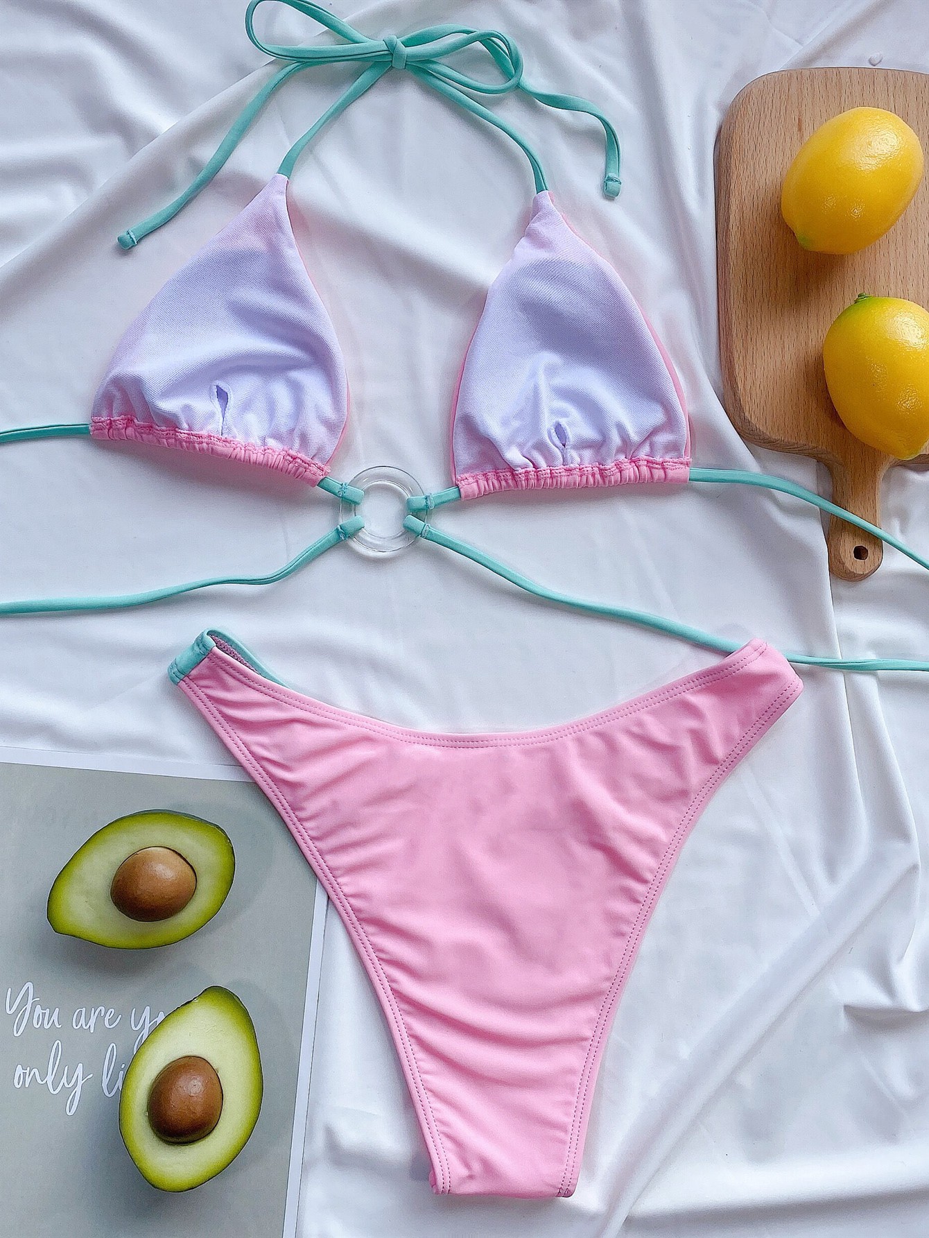 Bikini Màu Hồng / Xanh Thiết Kế Dây Đan Chéo Ngực Quyến Rũ | BigBuy360 - bigbuy360.vn