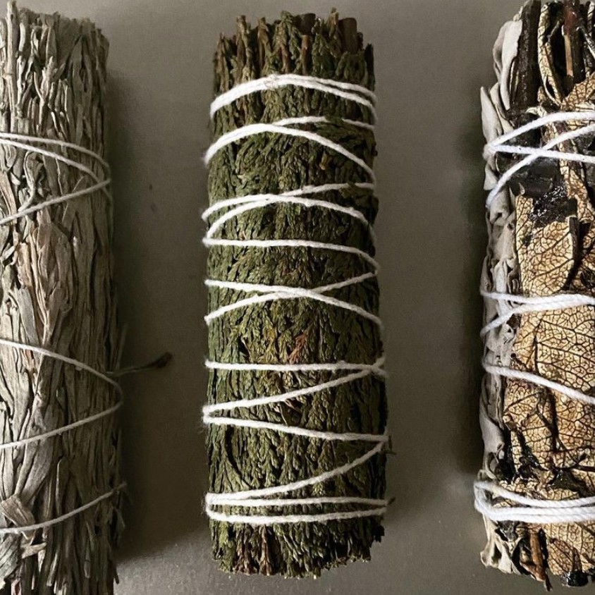 Xô Thơm Tuyết Tùng (Cedar Smudge) Xông Nhà Mới &amp; Thu Hút Tài Lộc l XÔ THƠM THANH TẨY