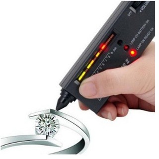 Diamond Selector II™️ Máy kiểm tra độ cứng, độ trong đá quý trang sức (gồm pin) 