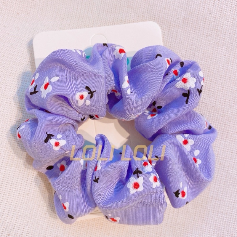 Scrunchies cột tóc hoa nhí dễ thương. Buộc tóc hoa nhí 4 màu phun nổi Loli