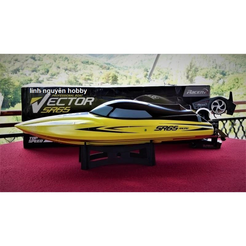 Tàu cano đua Vector 65 SR RTR size 65cm combo  kèm remote và pin sạc đủ bộ