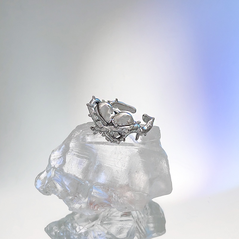 Nhẫn hở hình kẽm gai trái tim màu đen phong cách hip hop đơn giản 19A1282