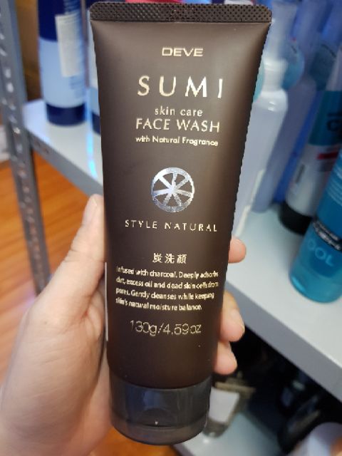 Sữa rữa mặt than hoạt tính Deve Sumi Face Wash Nhật 130g - 0514700