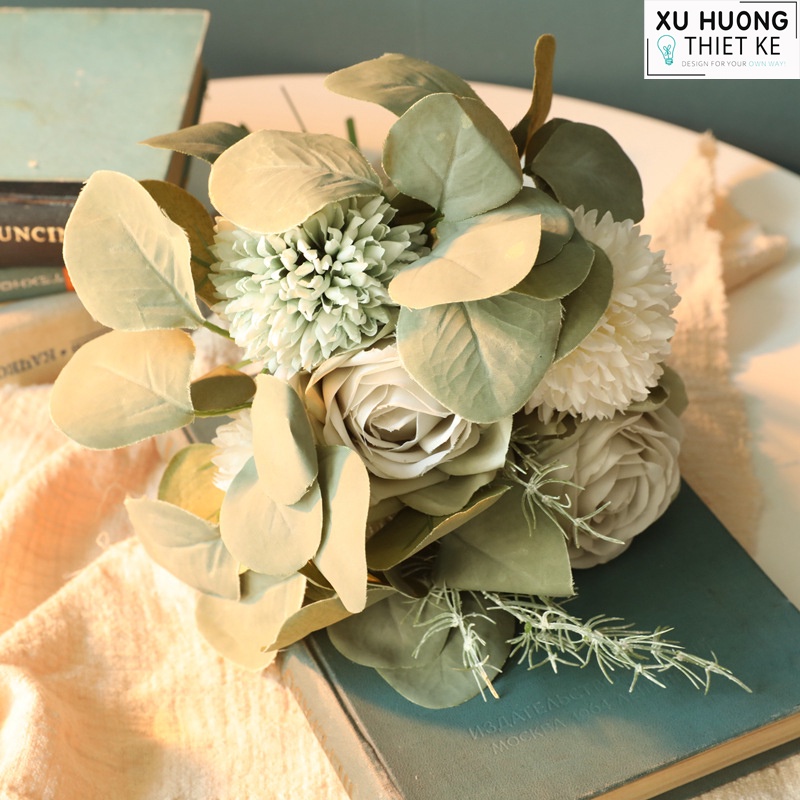 Hoa bó cầm tay Rose Lady