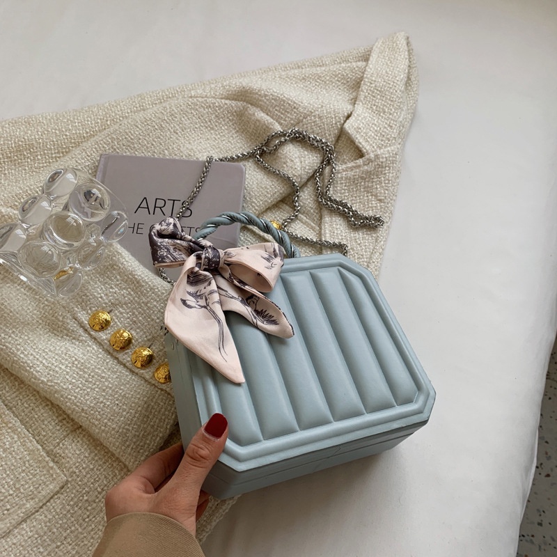 Túi xách messenger IELGY có khóa phối dây xích và khăn lụa đơn giản cho nữ