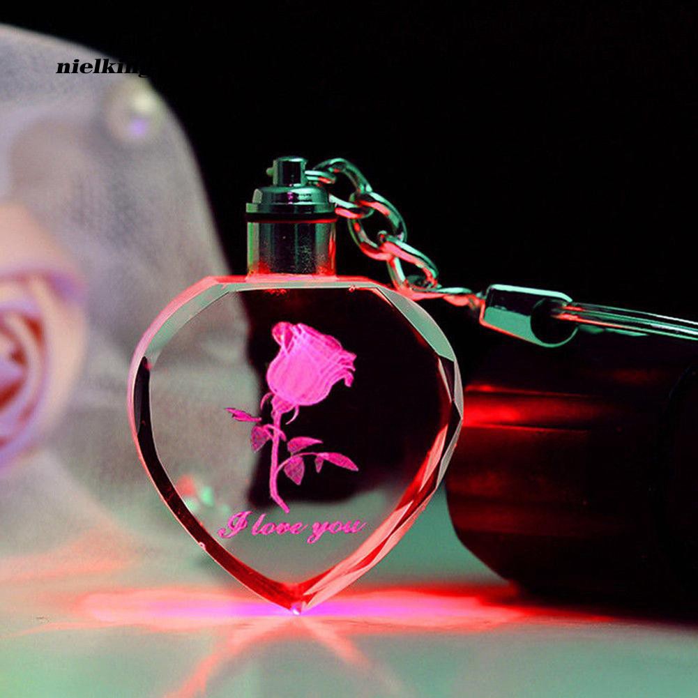 Móc treo chìa khóa hình trái tim phối đèn LED nhiều màu độc đáo thời trang cho các cặp đôi