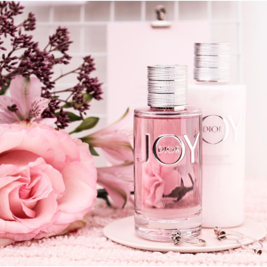 Nước hoa Nữ 𝘊𝘩𝘪́𝘯𝘩 𝘏𝘢̃𝘯𝘨 DIOR , tuyển chọn những mùi hường sang trọng khuyến dũ nhất cho phái nữ