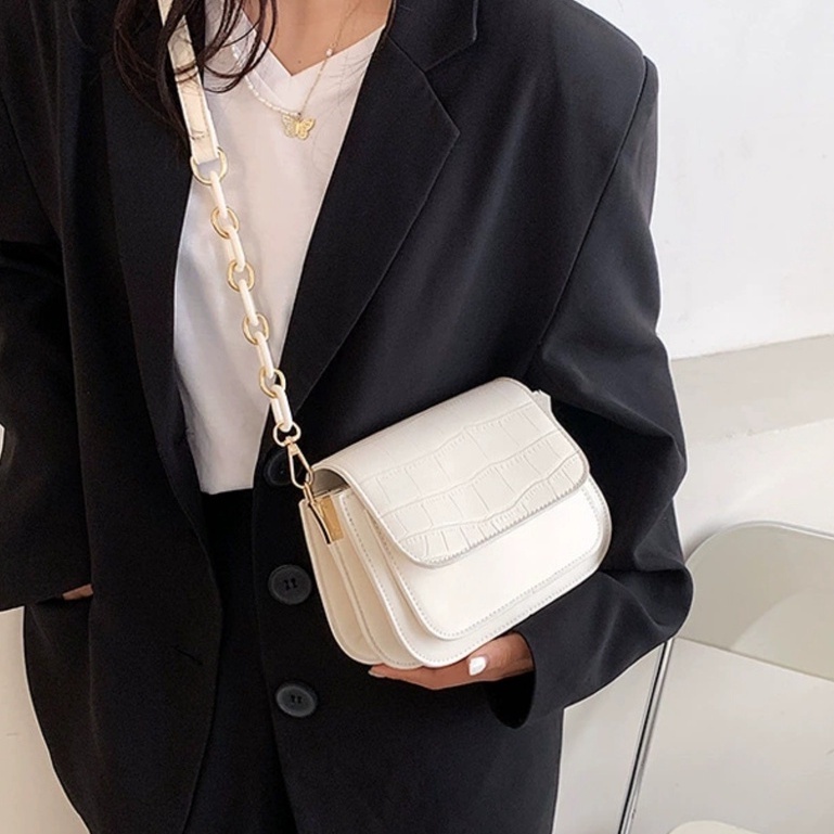 Túi đeo chéo mini da công nghiệp 3 ngăn dây xích nhựa thiết kế độc lạ