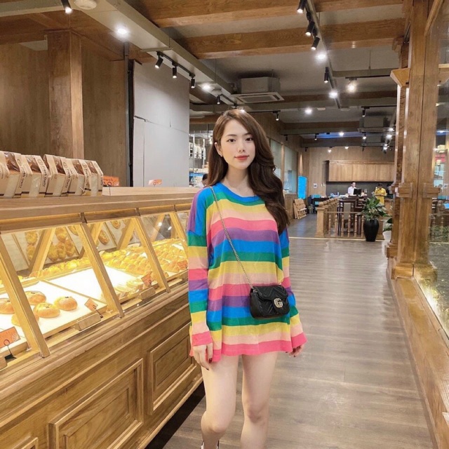Áo len mongtoghi kẻ cầu vồng