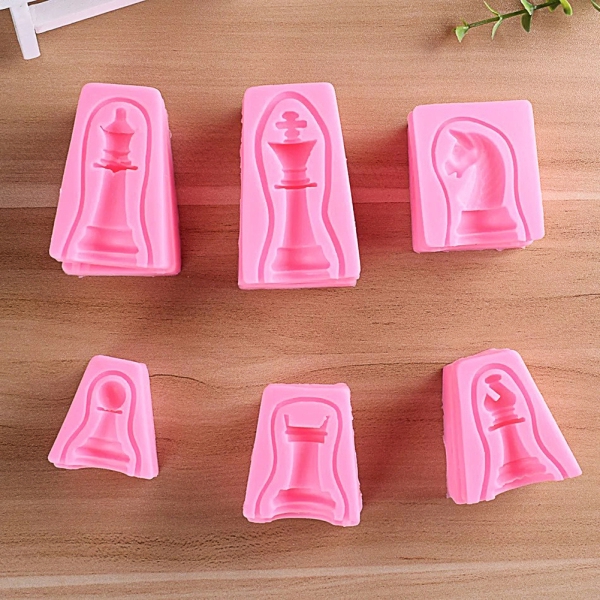 Set 6 khuôn làm bánh DIY đa năng hình quân cờ vua 3D độc đáo