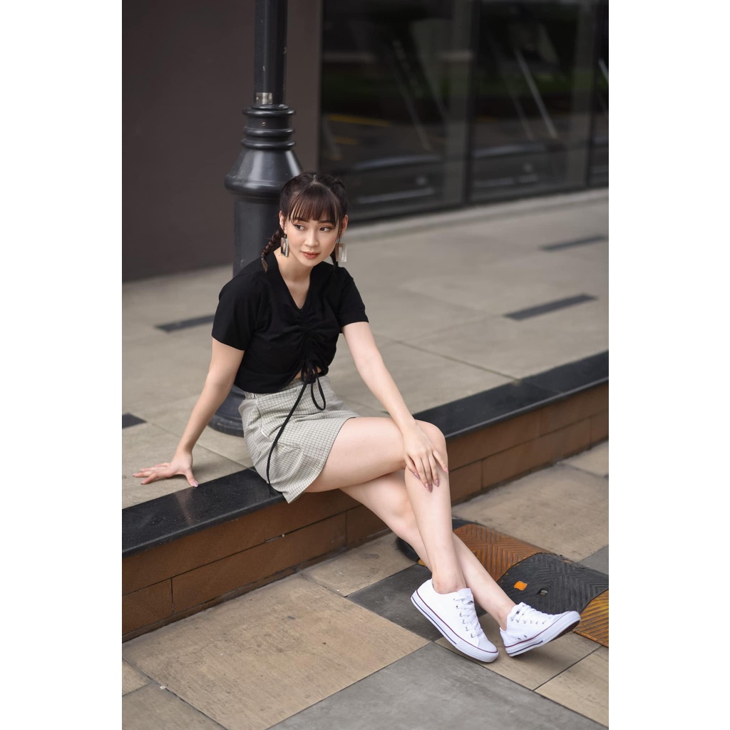 [EIGHTYK] Áo Croptop Thun Tay Ngắn Phối Dây Rút | BigBuy360 - bigbuy360.vn