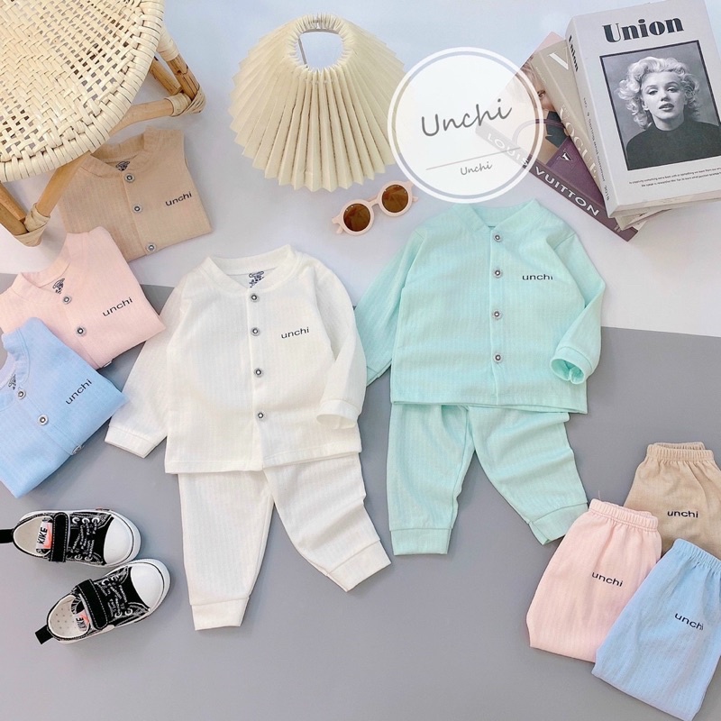 Bộ dài tay thu đông chất nỉ cotton khuy giữa thương hiệu UNCHI hàng cao cấp cho bé trai/bé gái
