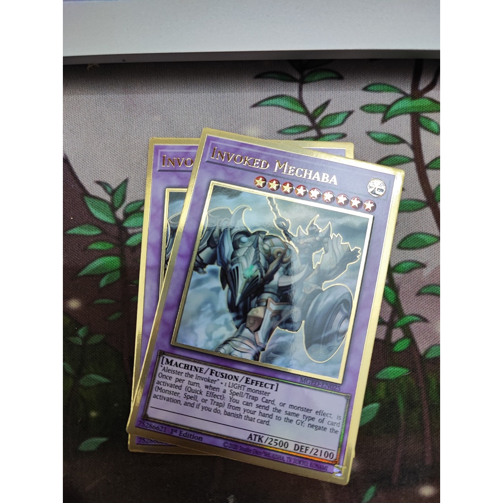 [Yugioh Funny Shop] 1 lá thẻ bài Invoked Mechaba - MGED-EN025 - Premium Gold Rare 1st Edition