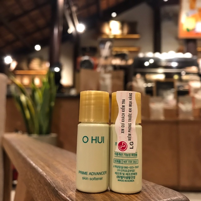 Nước hoa hồng Ohui xanh 5ml mẫu mới k tem date 6/2023