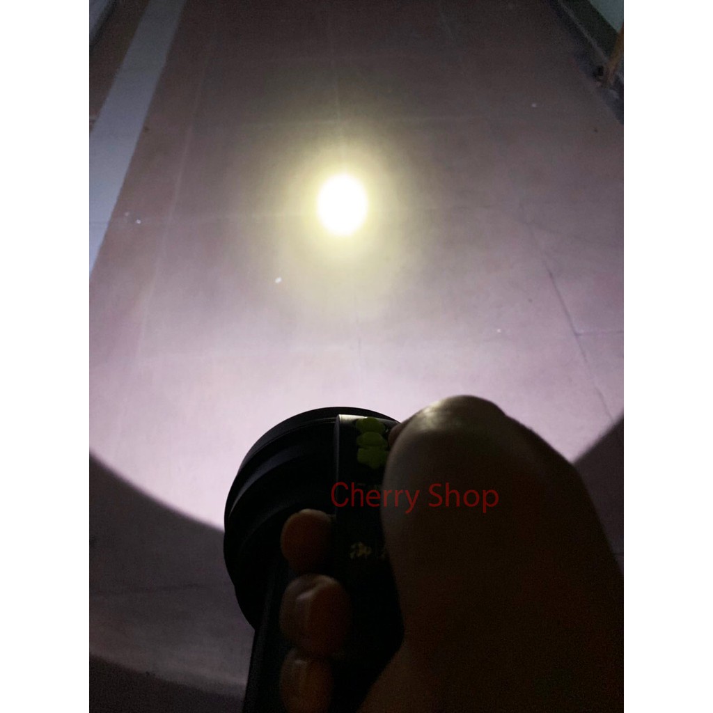 ĐÈN PIN SIÊU SÁNG LED SẠC ĐIỆN CHỐNG NƯỚC ĐA NĂNG FX F4 PIN KHỦNG BỀN BỈ