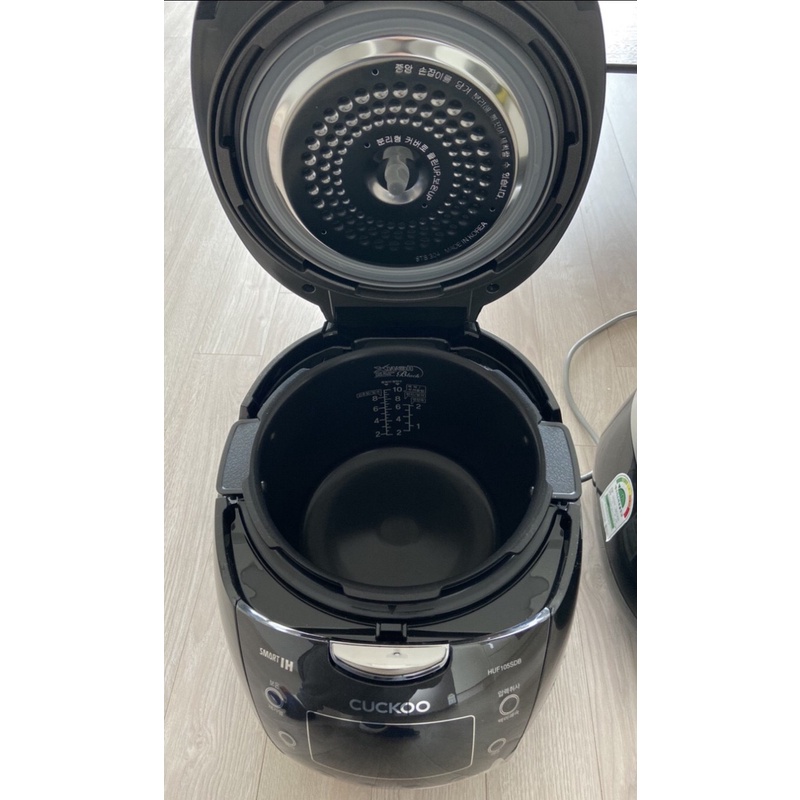 NỒI CƠM ĐIỆN CAO TẦN CUCKOO CRP-HUF105SDB 1.8L. Hàng chính hãng KOREA. Bảo hành 24 tháng