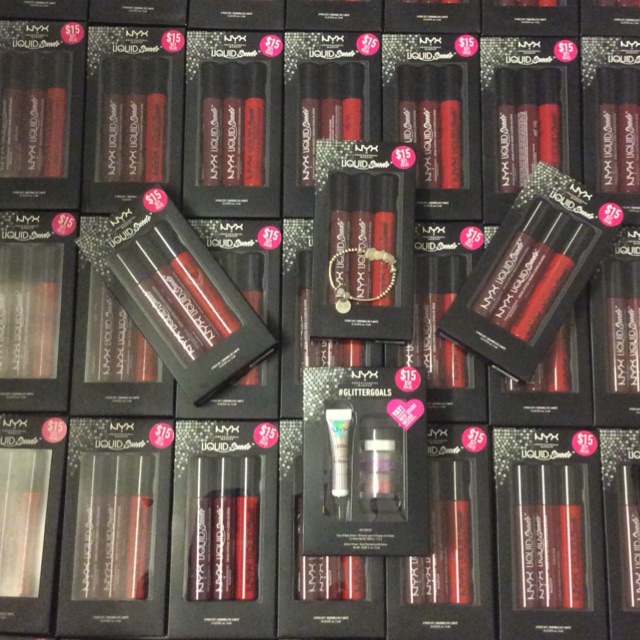 Set 3 son Nyx Liquid Suade