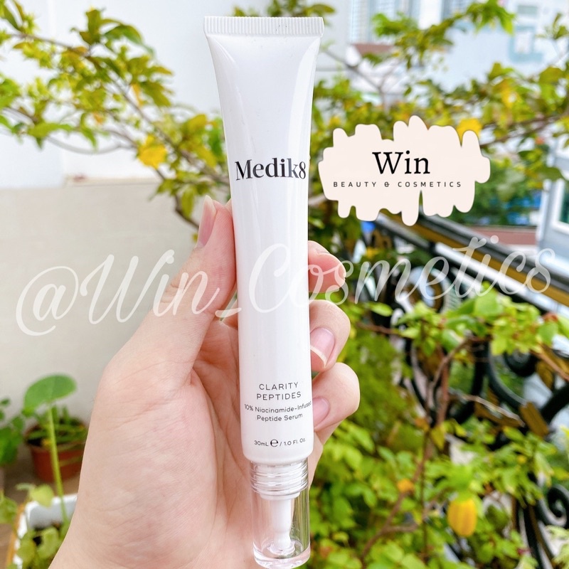Serum Medik8 Clarity Peptides 10% Niacinamide