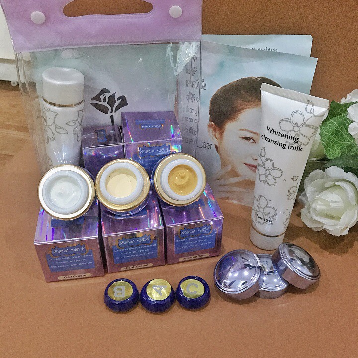 BỘ MỸ PHẨM SPA BN 4 sản phẩm