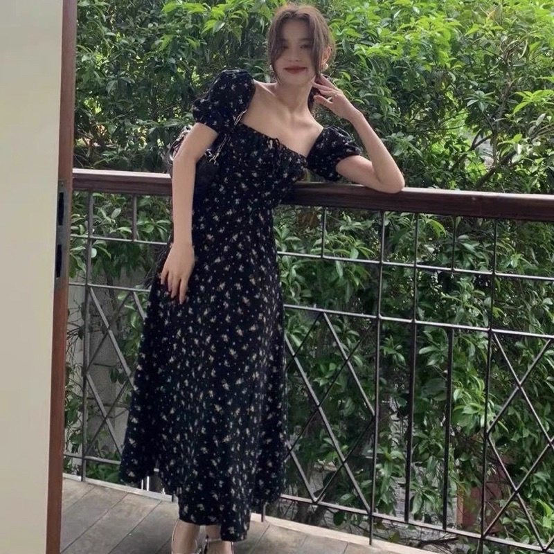 🦋Đầm MiDi Đen Hoa Cổ Vuông Xẻ Đùi🦋