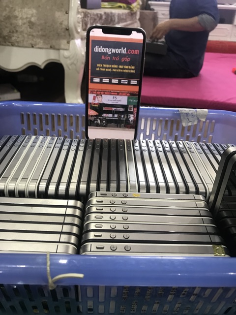 Điện thoại iPhone 4 Quốc tế cắm sim là dùng | BigBuy360 - bigbuy360.vn