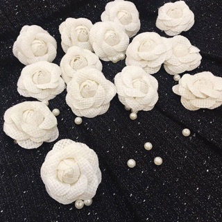 Hoa dạ text cài áo sang trọng