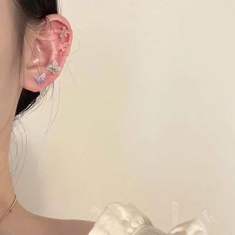 Set 8 Khuyên Tai Hình Bướm Đơn Giản