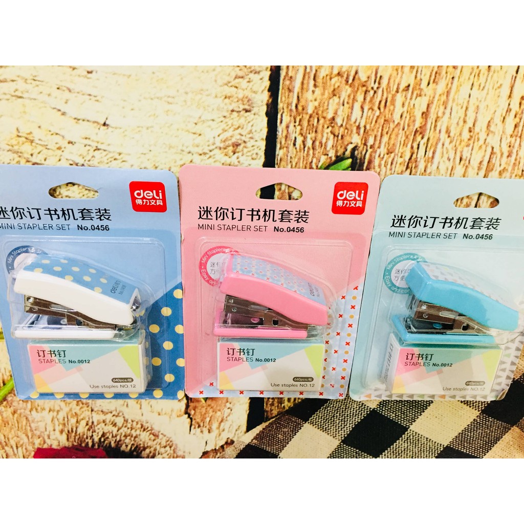 Bộ dập ghim deli 0456 cute dễ thương (kèm ghim)