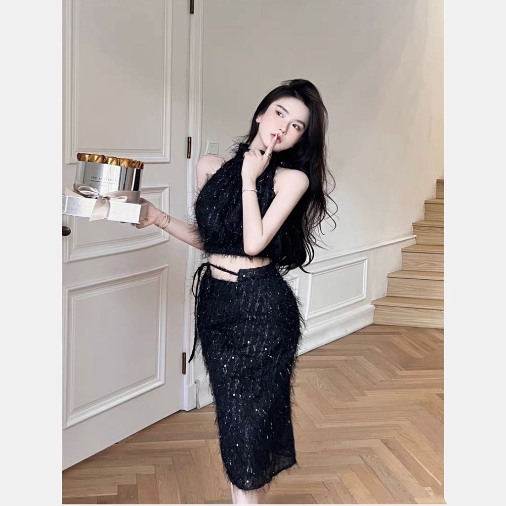 Set Áo Yếm Đính Kim Sa Màu Đen + Chân Váy Xẻ Tà Quyến Rũ Thời Trang Cho Nữ