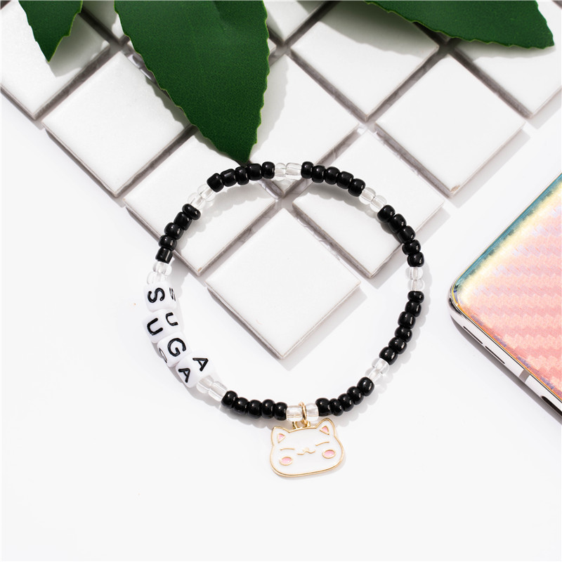 Vòng đeo tay KPOP khắc tên các thành viên nhóm nhạc BTS