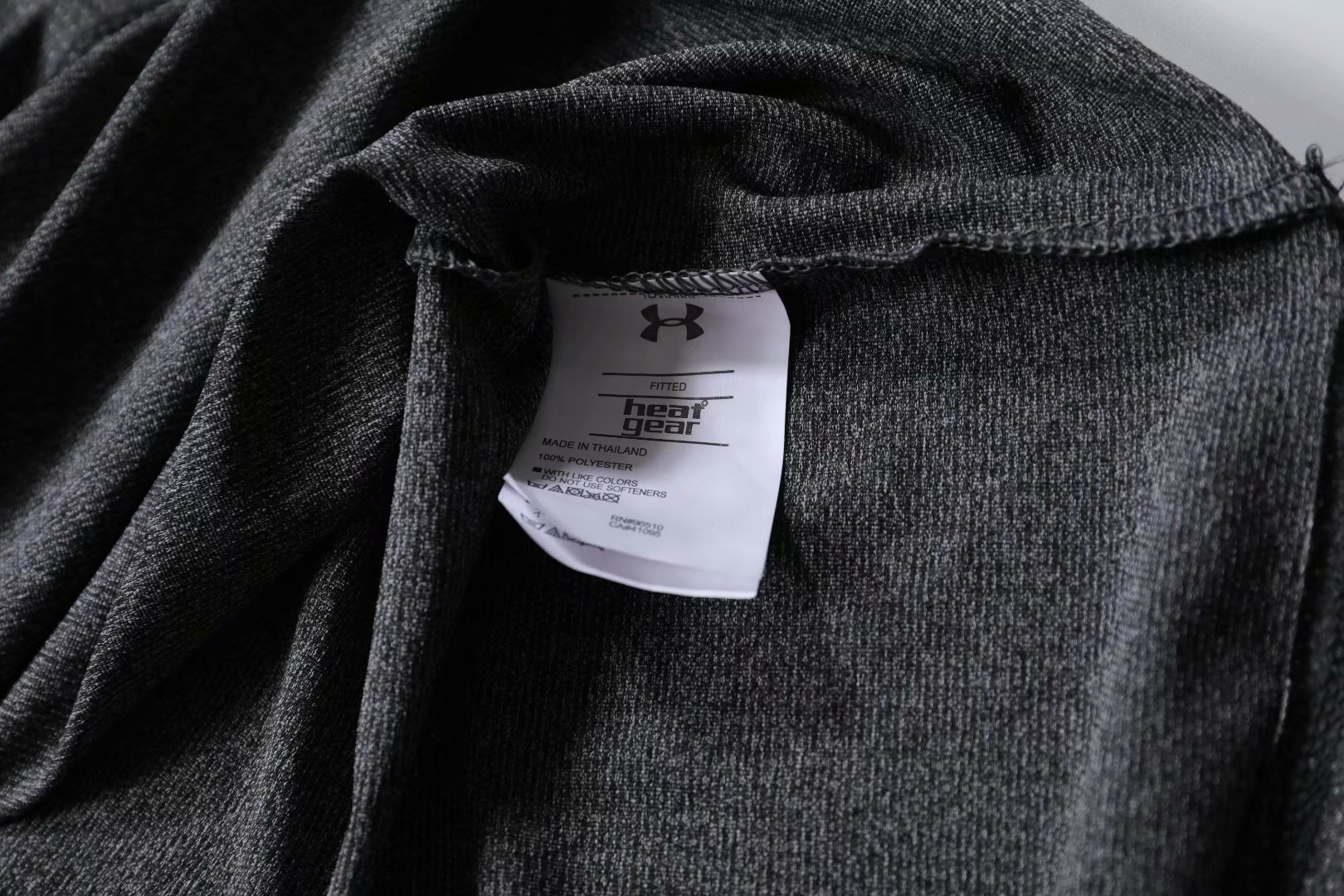 UNDER ARMOUR Áo Thun Thể Thao Nam Tay Ngắn Cổ Tròn Năng Động