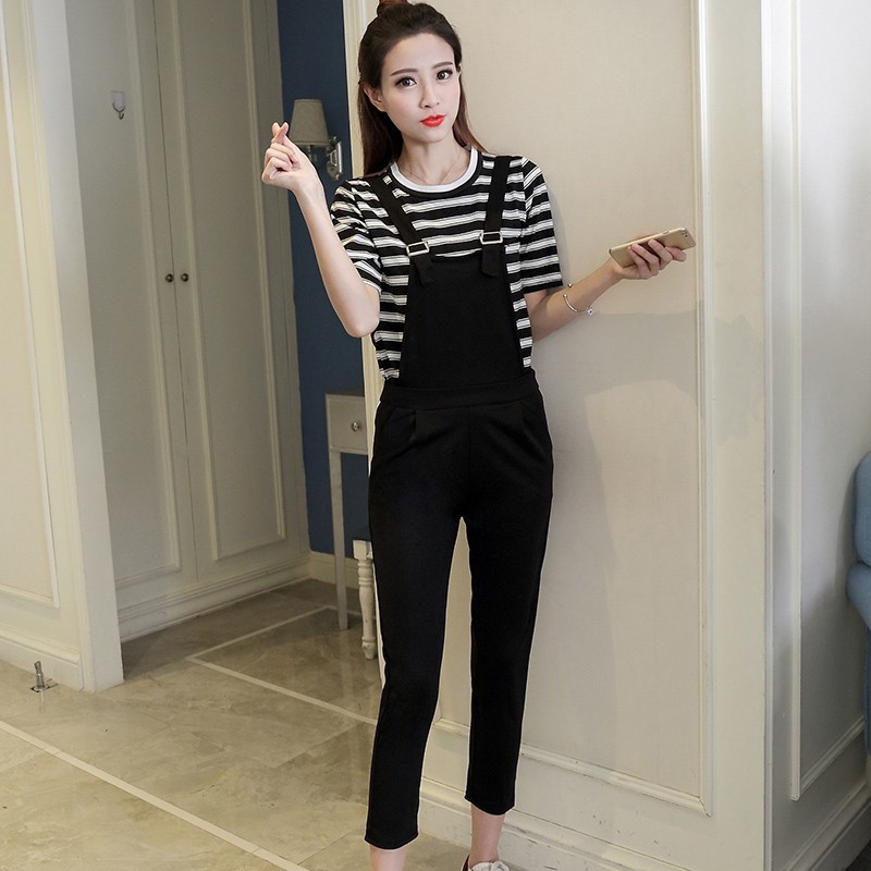 Quần yếm nữ màu đen