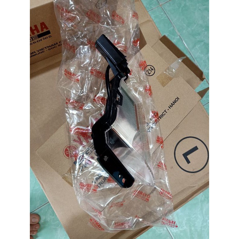 Xi nhan trước bên trái Exciter 155 - Zin chính hãng